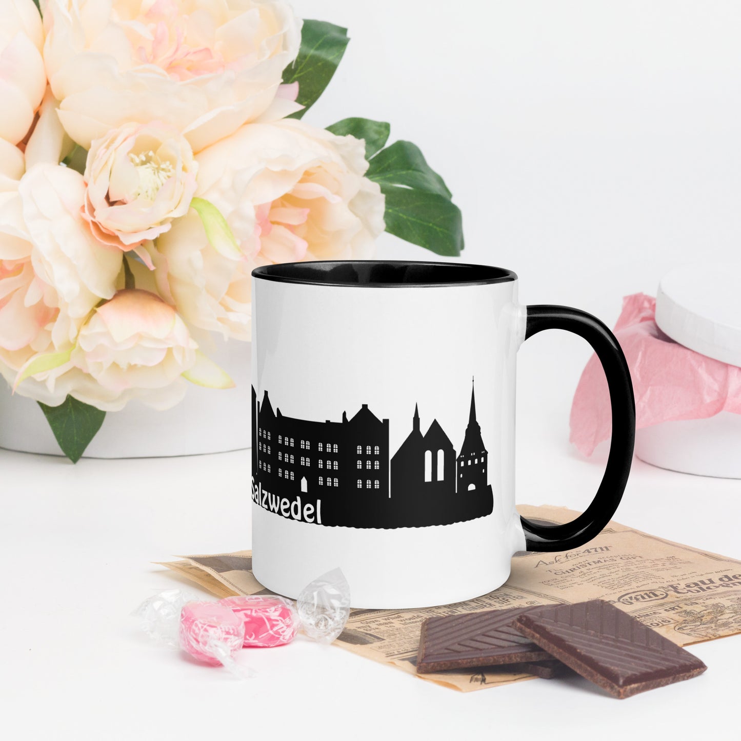 Salzwedel: Tasse mit farbiger Innenseite