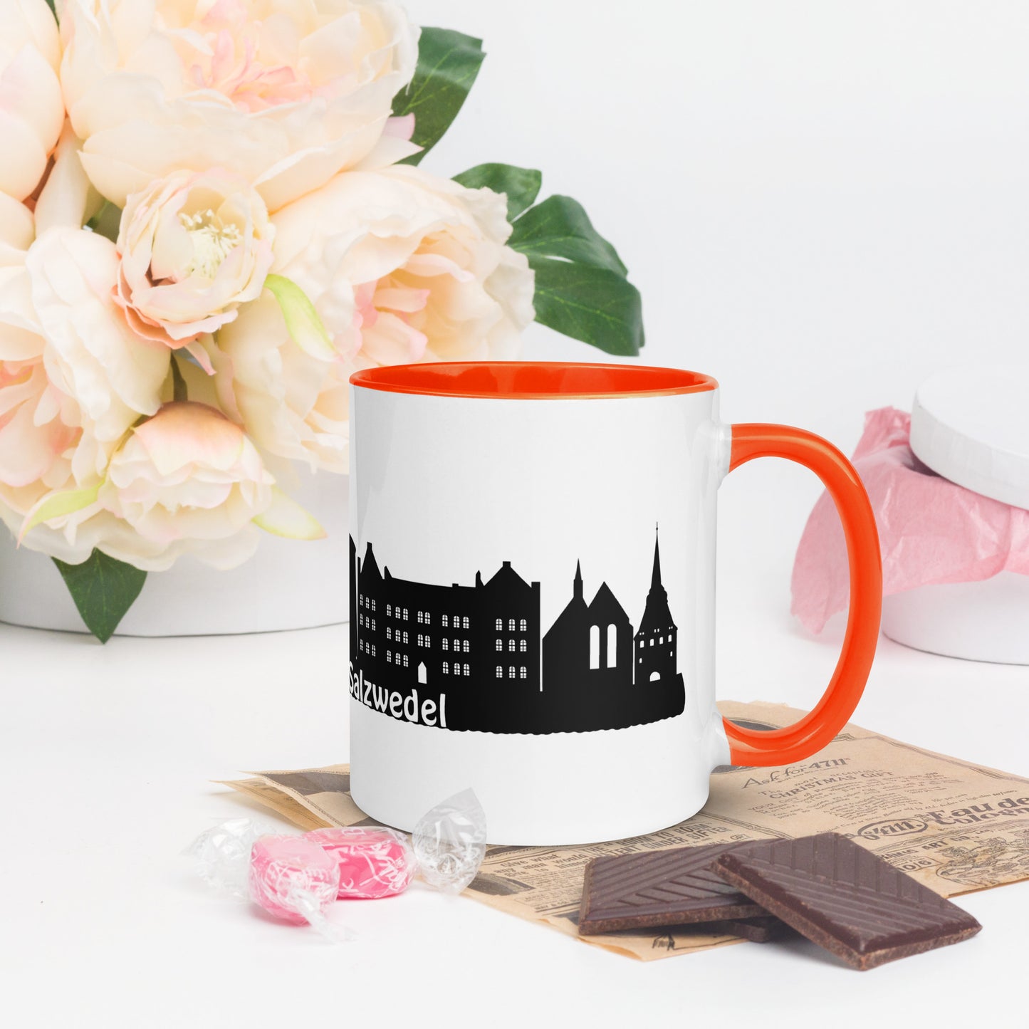 Salzwedel: Tasse mit farbiger Innenseite