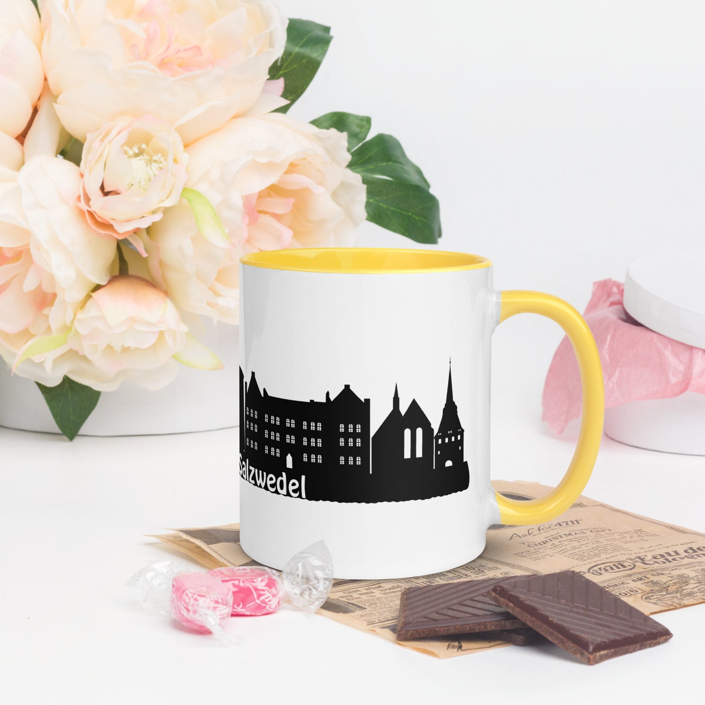 Salzwedel: Tasse mit farbiger Innenseite
